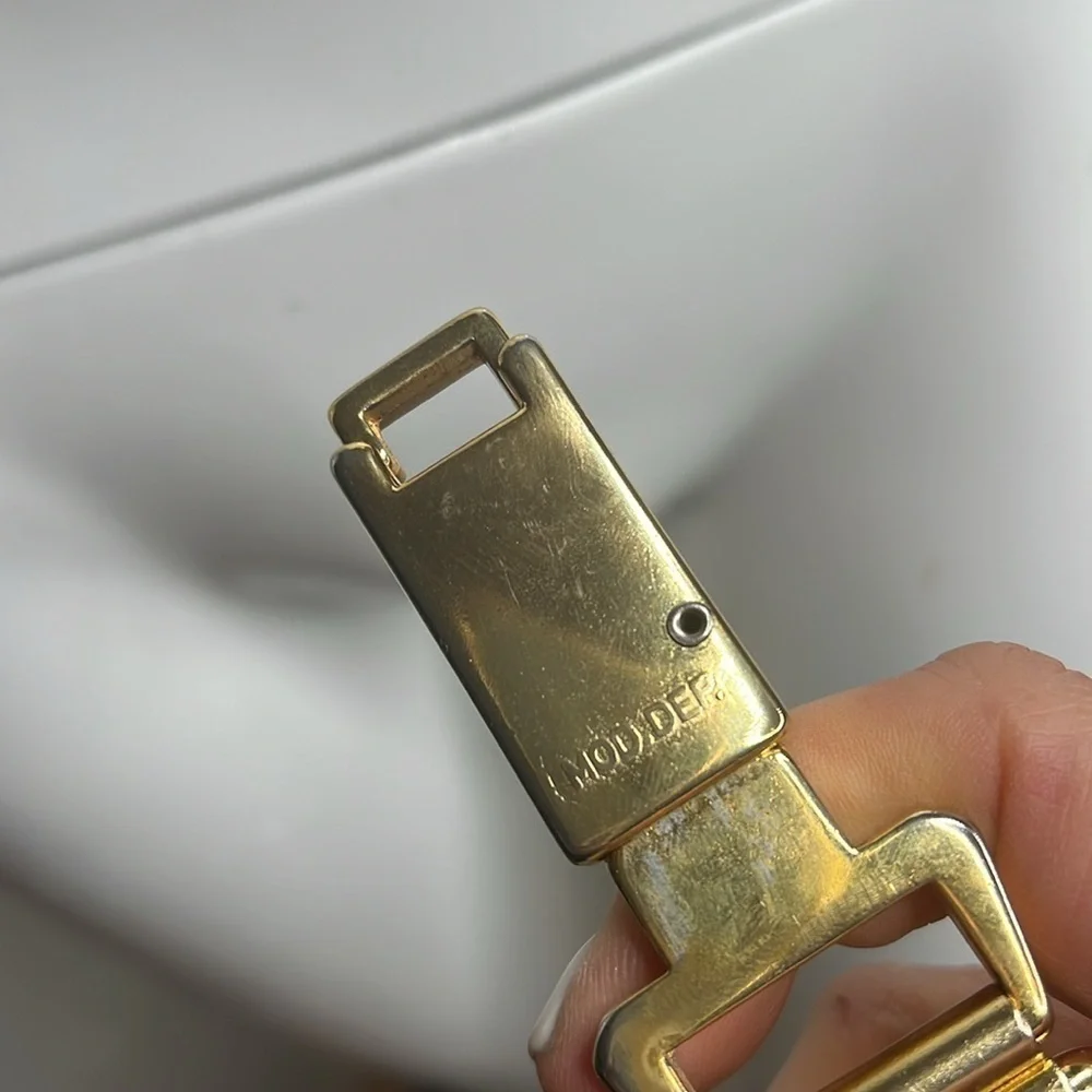 Mod Der for Adolfo Structured 33” Goldtone Belt Made in Italy